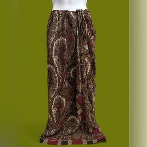 Vintage 90’s beautiful silk Emanuel Ungaro Wrap Floral/Paisley Print Skirt